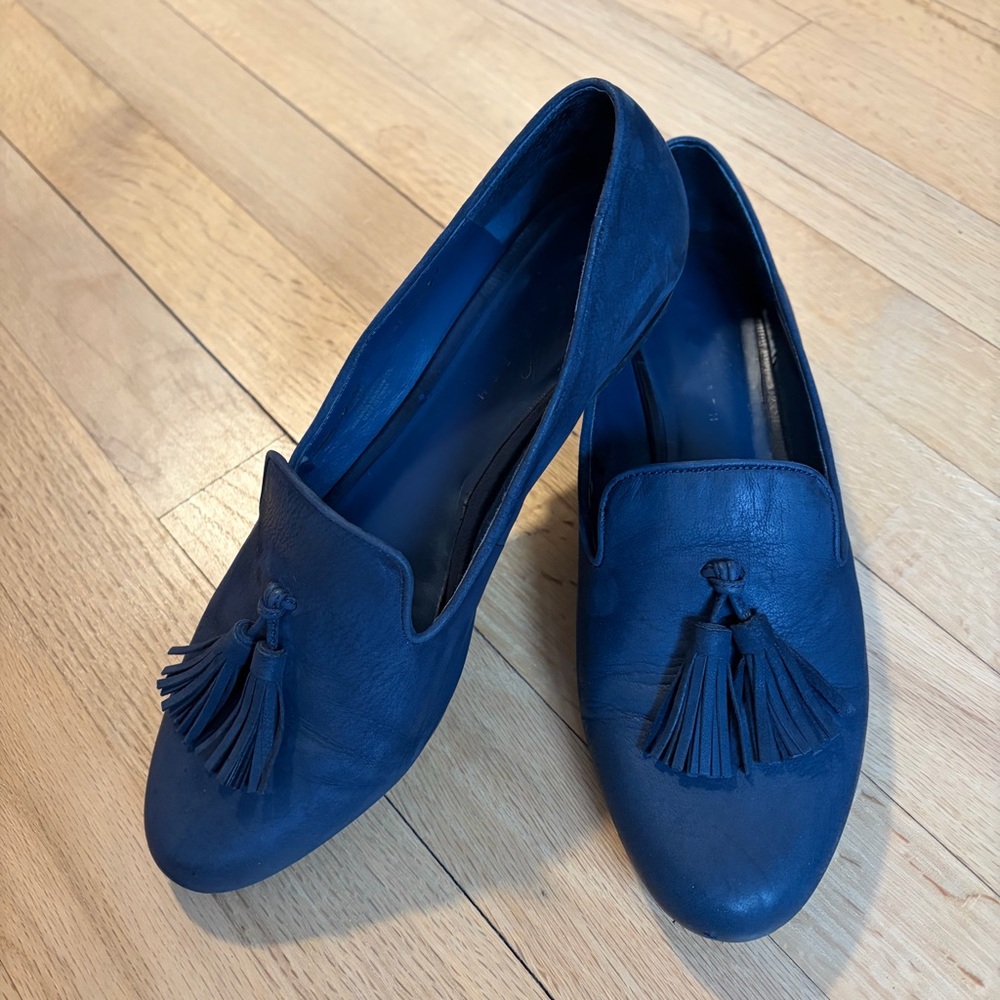 Lord & Taylor Navy‎ Tassel Loafers - Women's Slip-On Flats